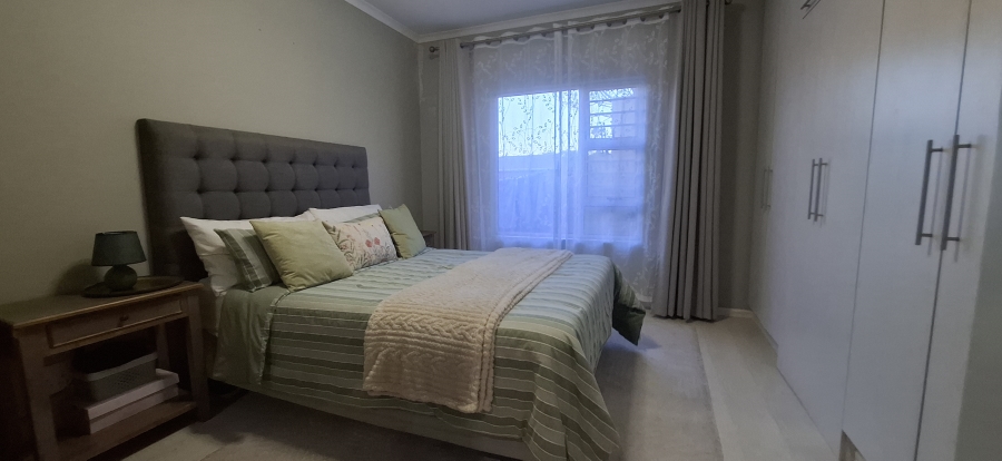 To Let 3 Bedroom Property for Rent in Beacon Bay Eastern Cape